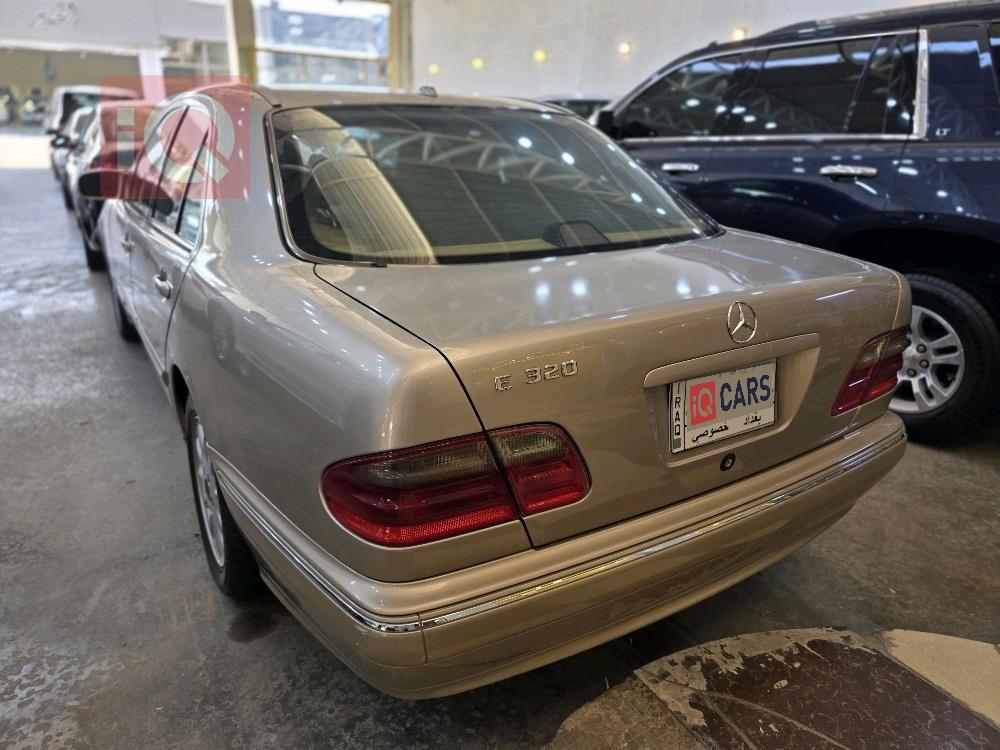 مرسيدس بنز E-Class
